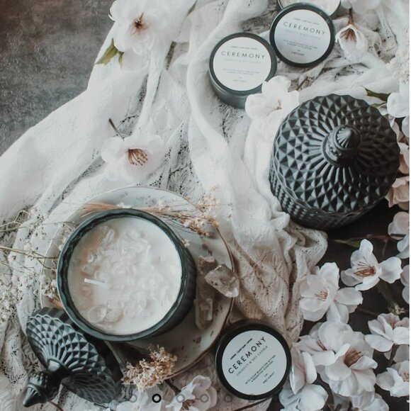Decorative Candle in Matte Black Geo Cut Jar with Clear Quartz crystals and lid. - Picture 2 of 2